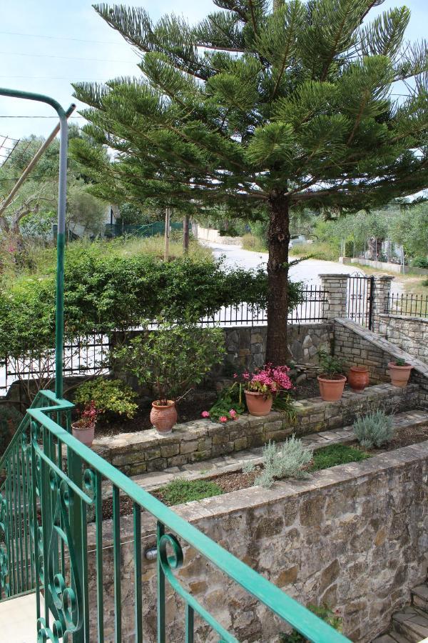 Paxos Rock Apartments Gaios Exterior photo